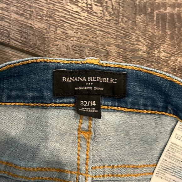 Banana Republic Factory High Rise Distressed Skinny Jeans Size 14/32 - Picture 7 of 8